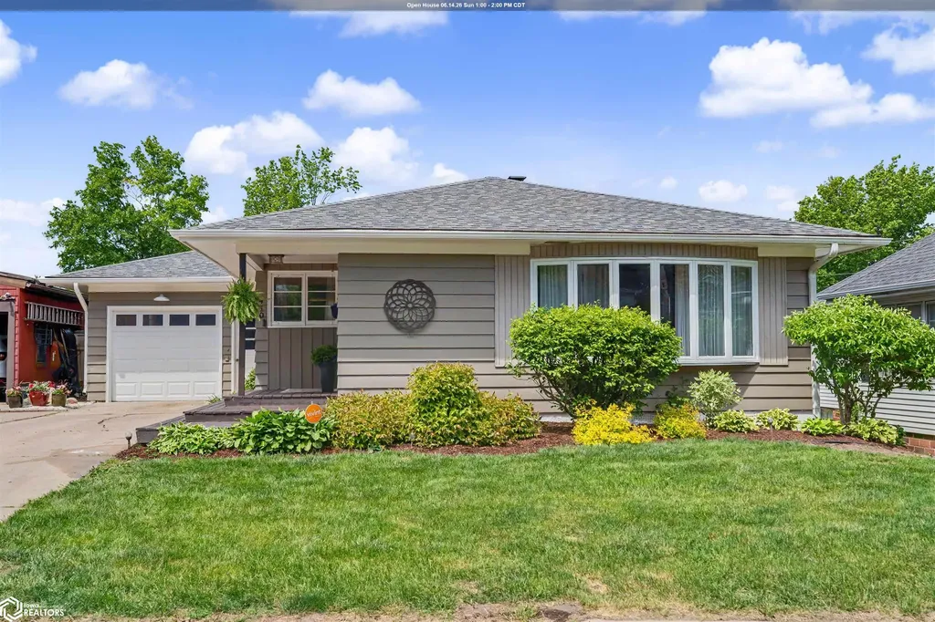 410 N 9th Street Marshalltown IA 50158