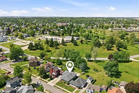410 N 9th Street Marshalltown IA 50158