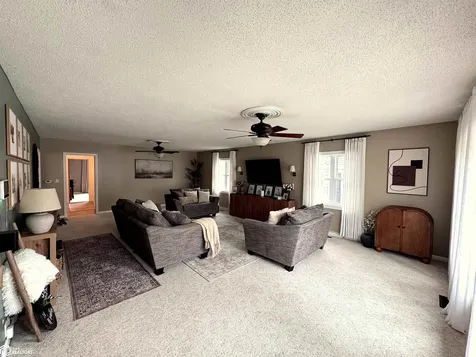 410 N 9th Street Marshalltown IA 50158