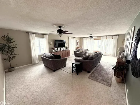 410 N 9th Street Marshalltown IA 50158