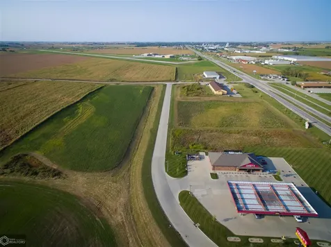 505 Lang Creek Avenue Grinnell IA 50112