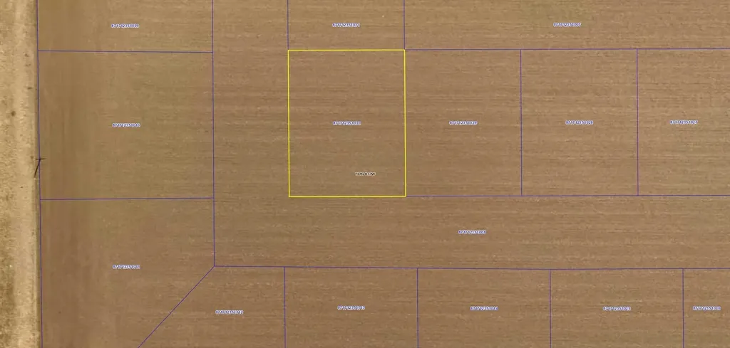 Lot #17 Grundy Center IA 50638