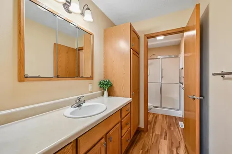 2524 NW 3rd Park Avenue Waverly IA 50677