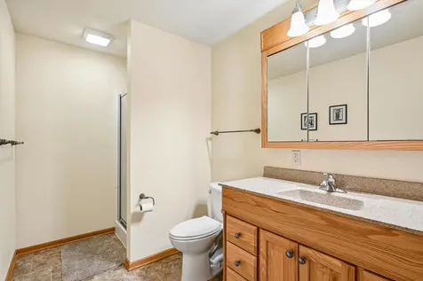 2524 NW 3rd Park Avenue Waverly IA 50677