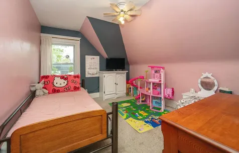 925 Forest Avenue Waterloo IA 50702