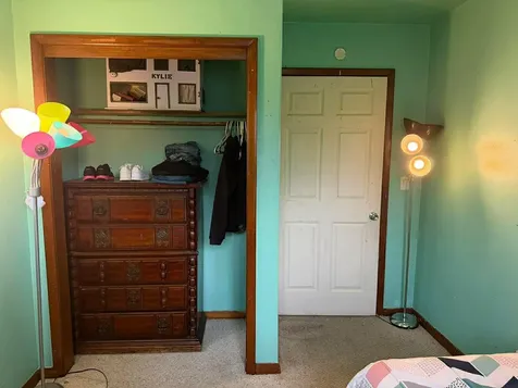 925 Forest Avenue Waterloo IA 50702