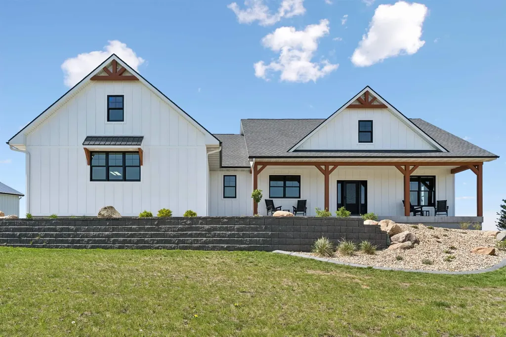 7343 Wagner Road Cedar Falls IA 50613