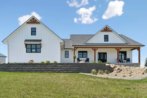 7343 Wagner Road Cedar Falls IA 50613