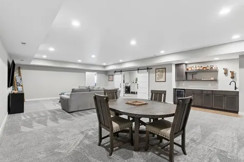 7343 Wagner Road Cedar Falls IA 50613