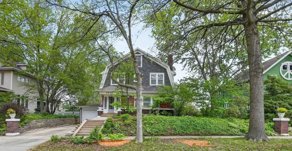 2310 Tremont Street Cedar Falls IA 50613