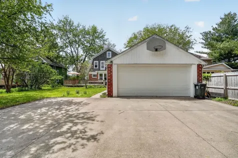 2310 Tremont Street Cedar Falls IA 50613
