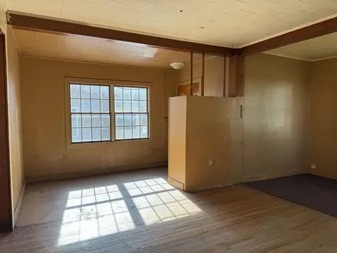 141 NW 2nd Avenue Oelwein IA 50662