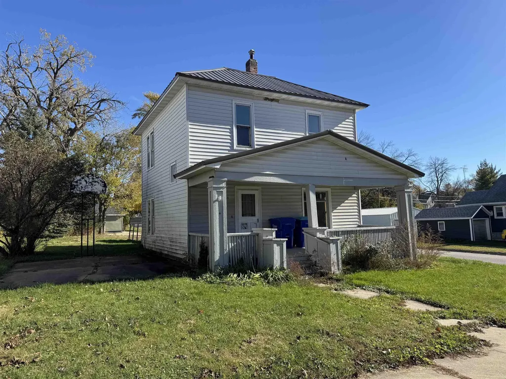 229 SE 4th Avenue Oelwein IA 50662