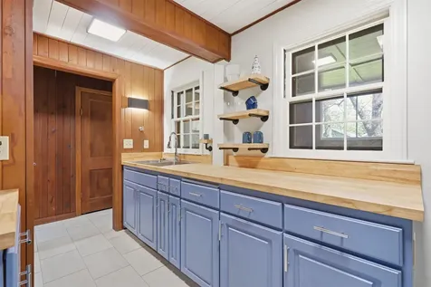 516 Forrest Road Cedar Falls IA 50613
