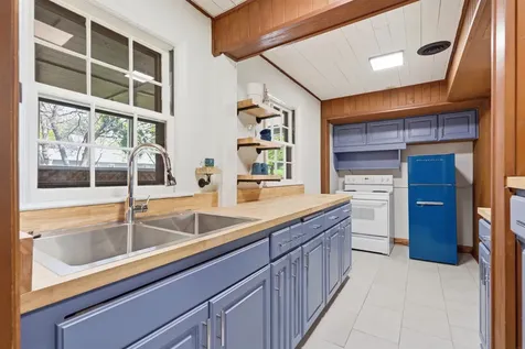 516 Forrest Road Cedar Falls IA 50613