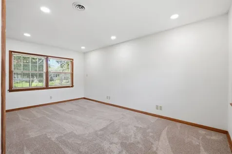 516 Forrest Road Cedar Falls IA 50613