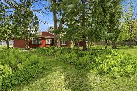 516 Forrest Road Cedar Falls IA 50613