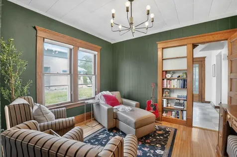 1815 Clay Street Cedar Falls IA 50613