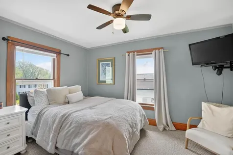 1815 Clay Street Cedar Falls IA 50613