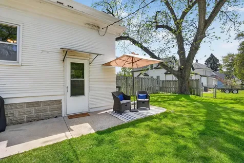 1815 Clay Street Cedar Falls IA 50613