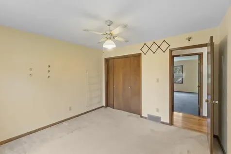 910 Juanita Avenue Cedar Falls IA 50613