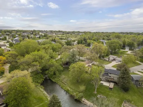 910 Juanita Avenue Cedar Falls IA 50613