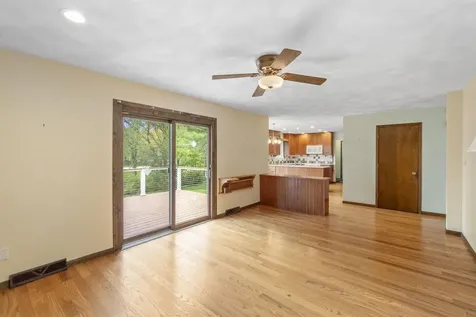 910 Juanita Avenue Cedar Falls IA 50613