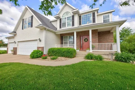 2821 Covey Court Cedar Falls IA 50613