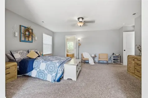 2821 Covey Court Cedar Falls IA 50613