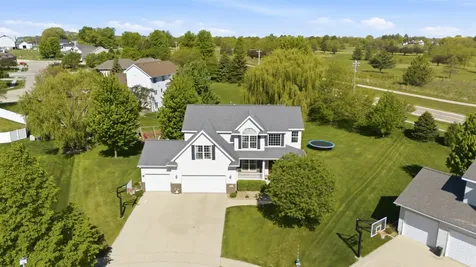 2821 Covey Court Cedar Falls IA 50613