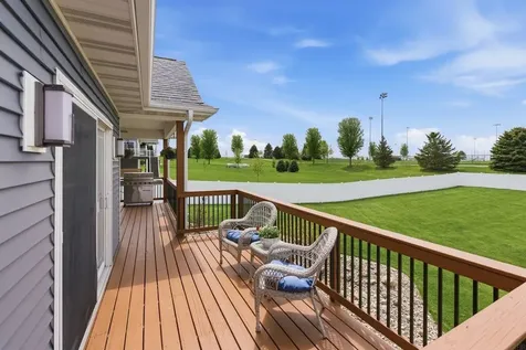 810 Highlands Street Denver IA 50622