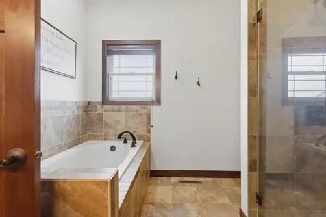 810 Highlands Street Denver IA 50622