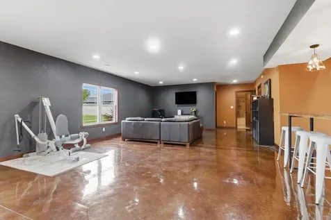 810 Highlands Street Denver IA 50622
