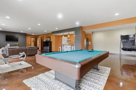 810 Highlands Street Denver IA 50622