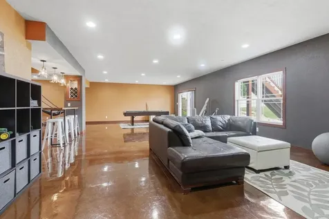 810 Highlands Street Denver IA 50622