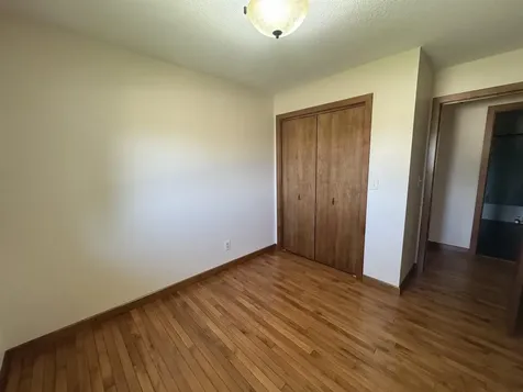 254 S Maple Avenue New Hampton IA 50659