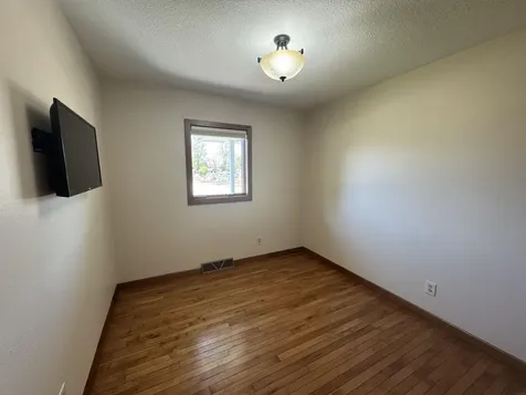 254 S Maple Avenue New Hampton IA 50659