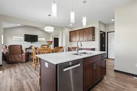 1226 SE 1st Street Waverly IA 50677