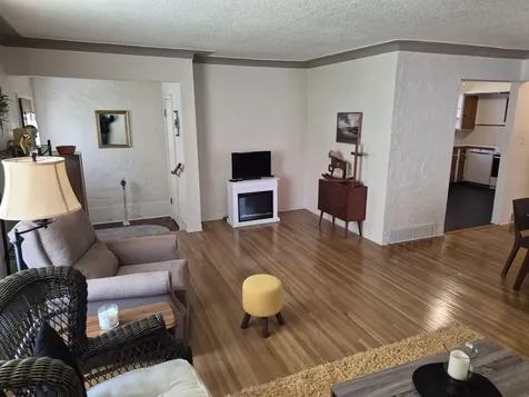 404 7th Avenue SE Oelwein IA 50662