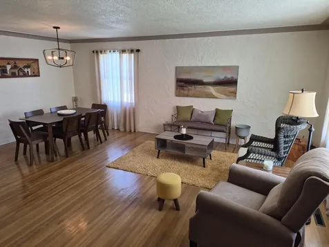 404 7th Avenue SE Oelwein IA 50662