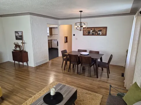 404 7th Avenue SE Oelwein IA 50662