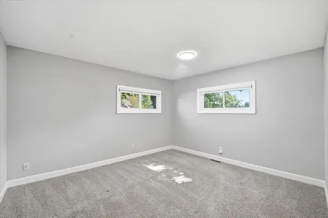 2307 14th Avenue Eldora IA 50627
