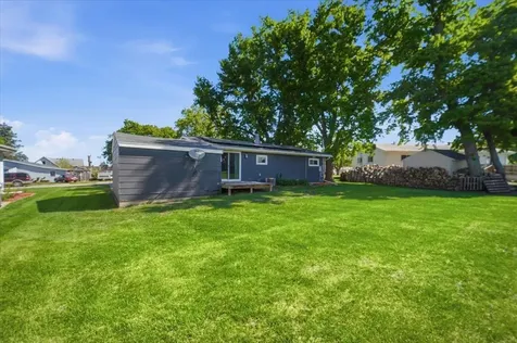2307 14th Avenue Eldora IA 50627