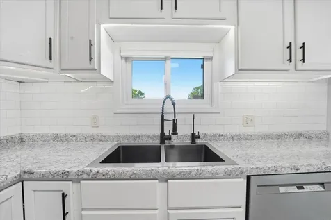 2307 14th Avenue Eldora IA 50627