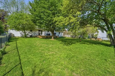 1416 Hillcrest Drive Waverly IA 50677