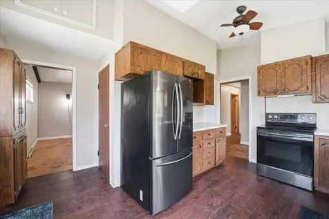 3137 Hammond Avenue Waterloo IA 50702