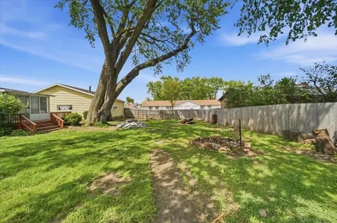 3137 Hammond Avenue Waterloo IA 50702
