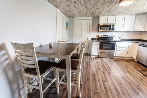 2405 II Avenue Toledo IA 52342