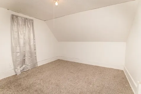 2405 II Avenue Toledo IA 52342