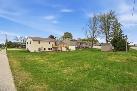1 S Western Avenue New Hampton IA 50659
